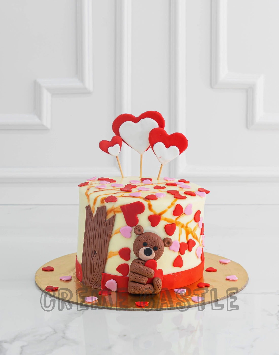 Teddy and Hearts Theme Cake by Creme Castle