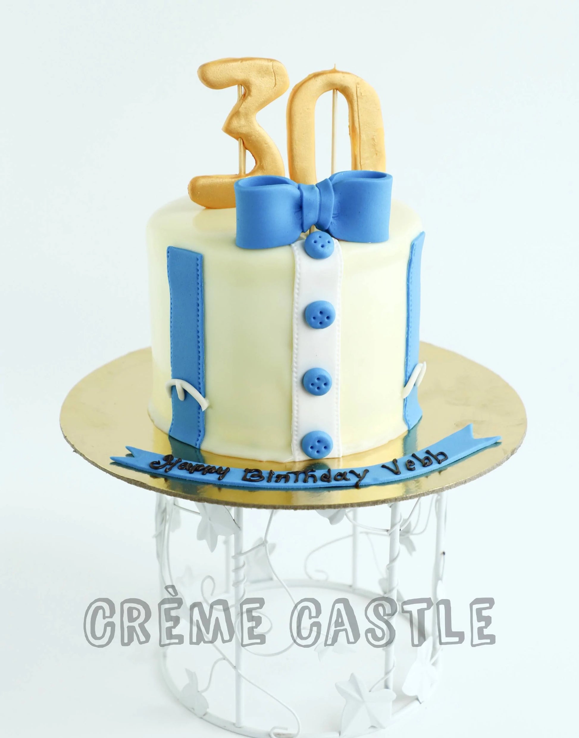 Suit theme cake by Creme Castle