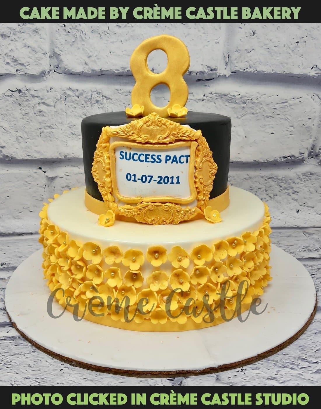 Fondant Birthday Cakes in Chennai | Golden Crown Cake | Online Delivery