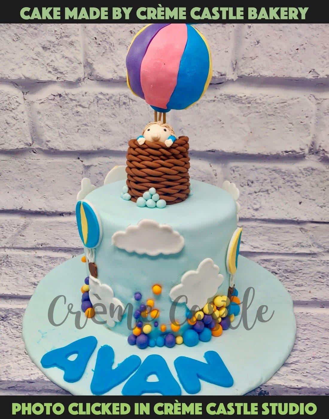 Baby Balloon flying cake - Creme Castle