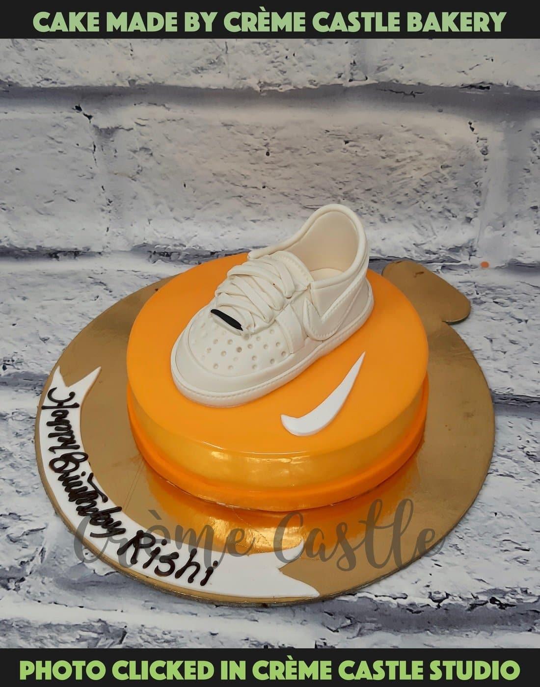 Nike Sneakers cake - Creme Castle