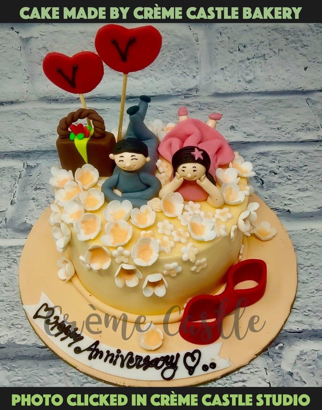 Cute Couple Theme Cake, Valentine Day Cake, Delivery in Gurgaon & Noida