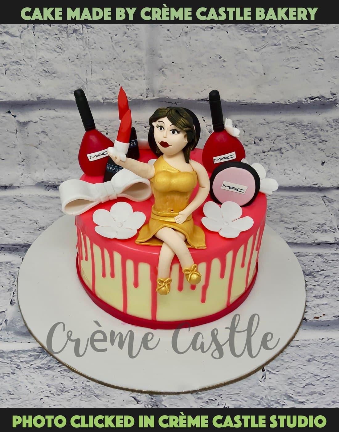 Beauty and Selfie cake - Creme Castle