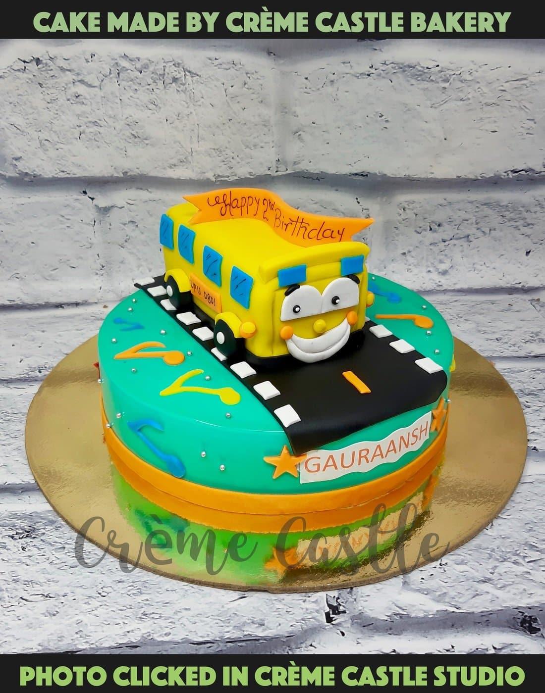 Wheels on the bus cake for kids birthday - Decorated Cake - CakesDecor