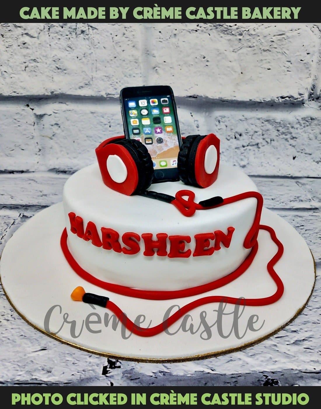 Headphone and iPhone Cake - Creme Castle