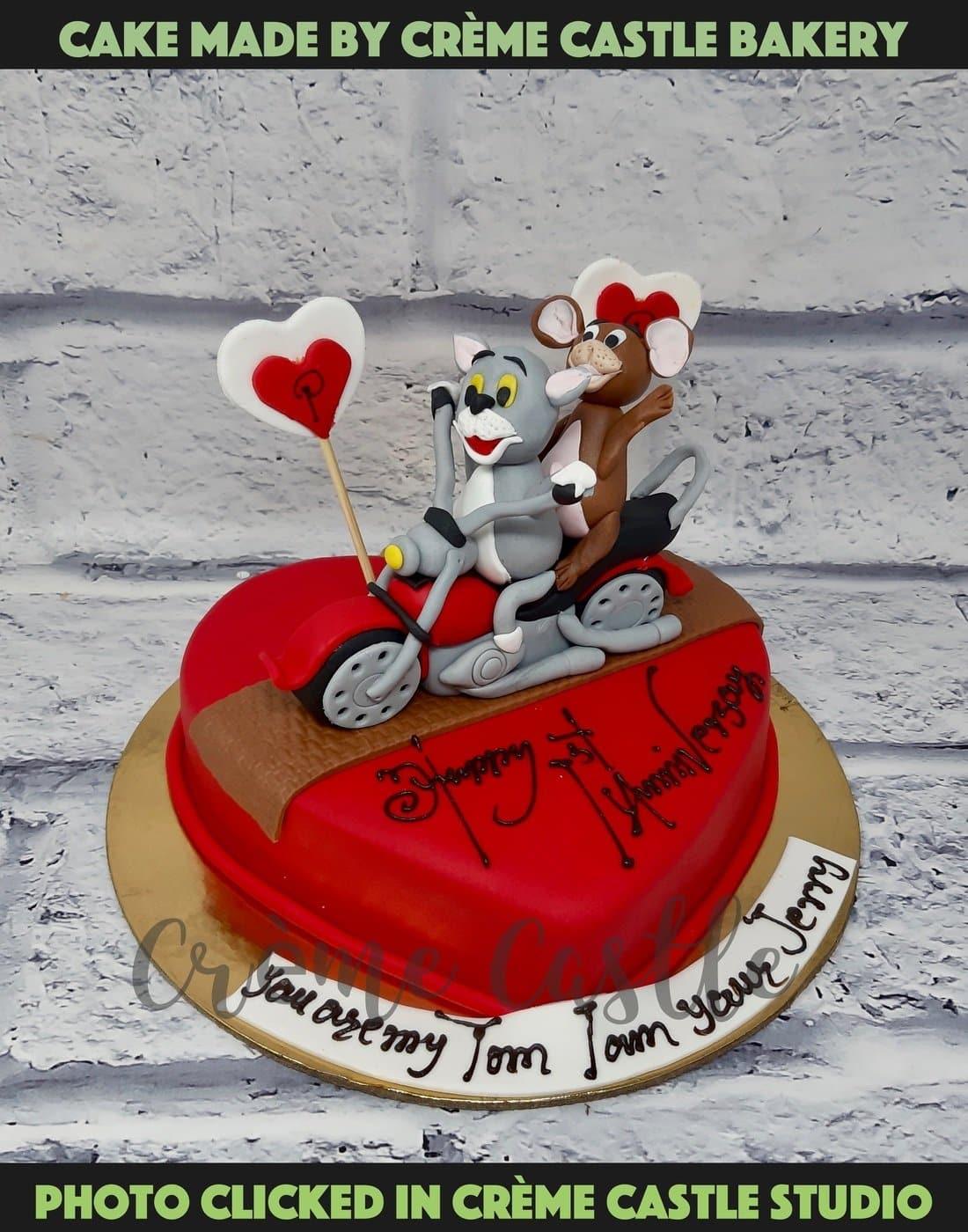 Tom & Jerry Friendship Cake - Creme Castle