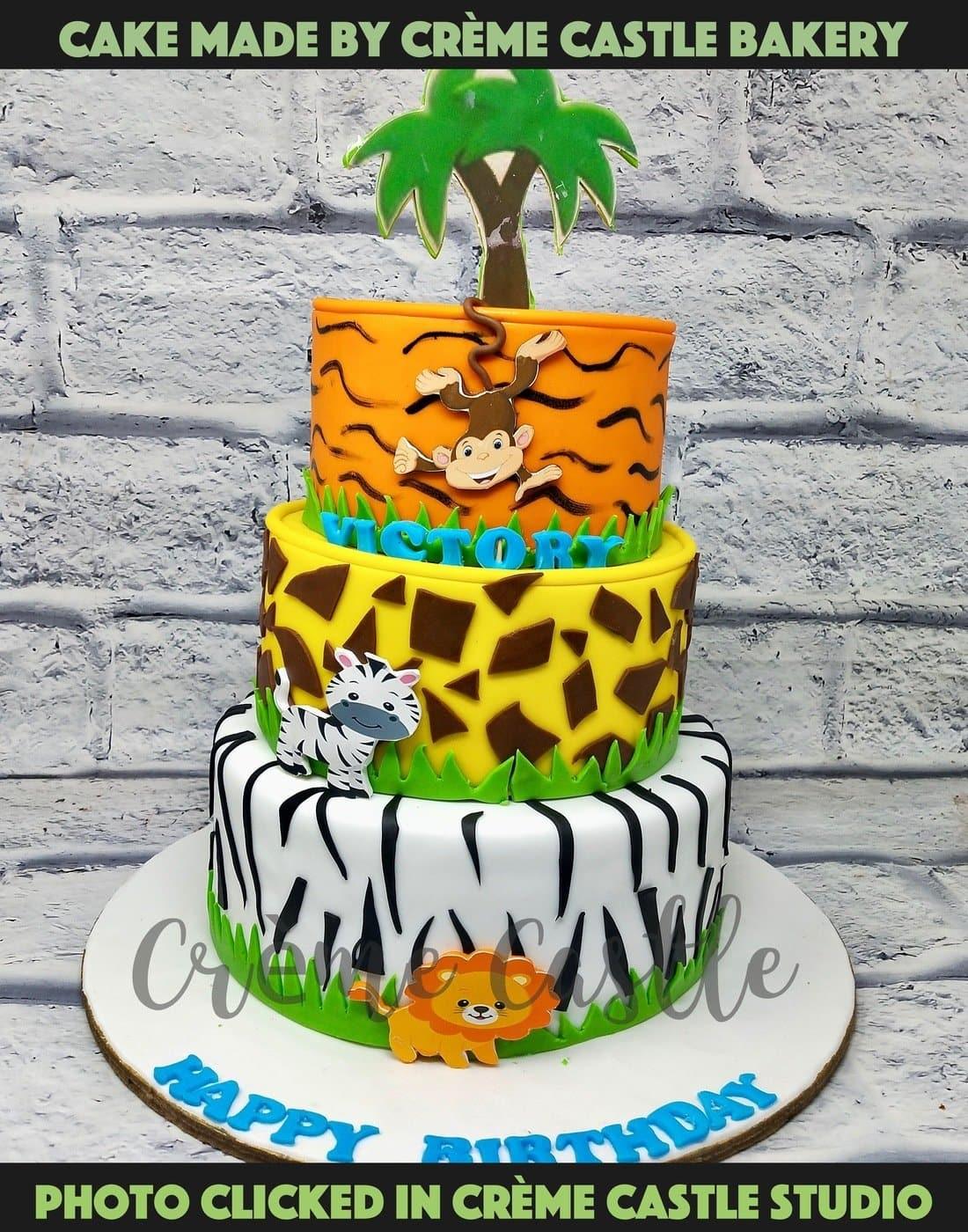 Jungle 3 tier cake - Creme Castle