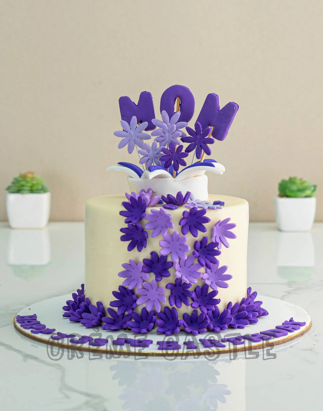 Mom Floral Cake. Cake for Mother. Delivery in Gurgaon and Noida