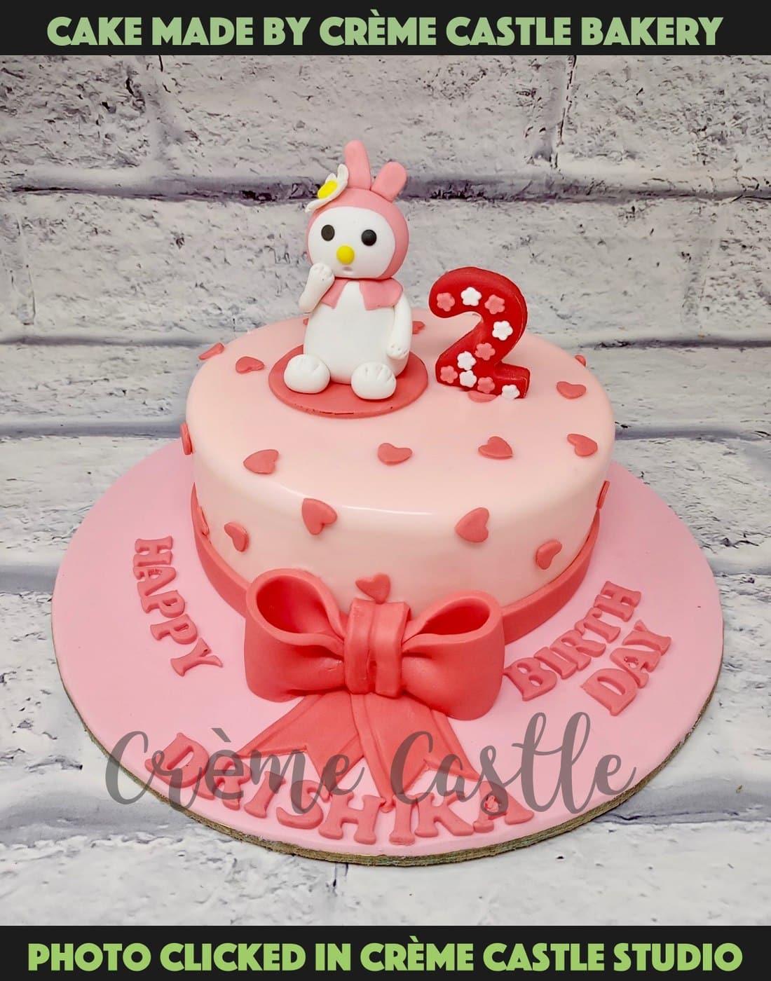 Baby Bunny Cake - Creme Castle