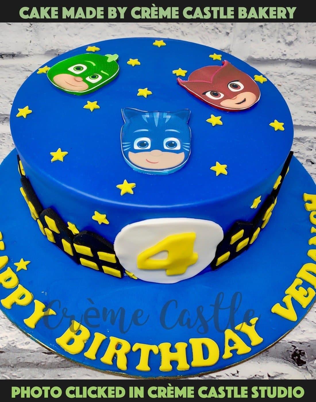 Mickey Mouse Face Cake Delivery In Delhi NCR. The Cake- providing best  fresh and eggless mickey mouse face cartoon cake delivery in Delhi and Noida