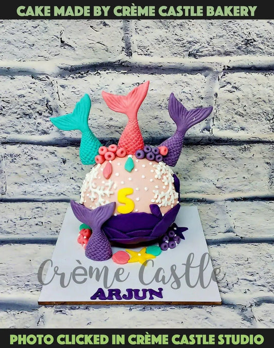 Underwater Pinata Smash Cake - Creme Castle