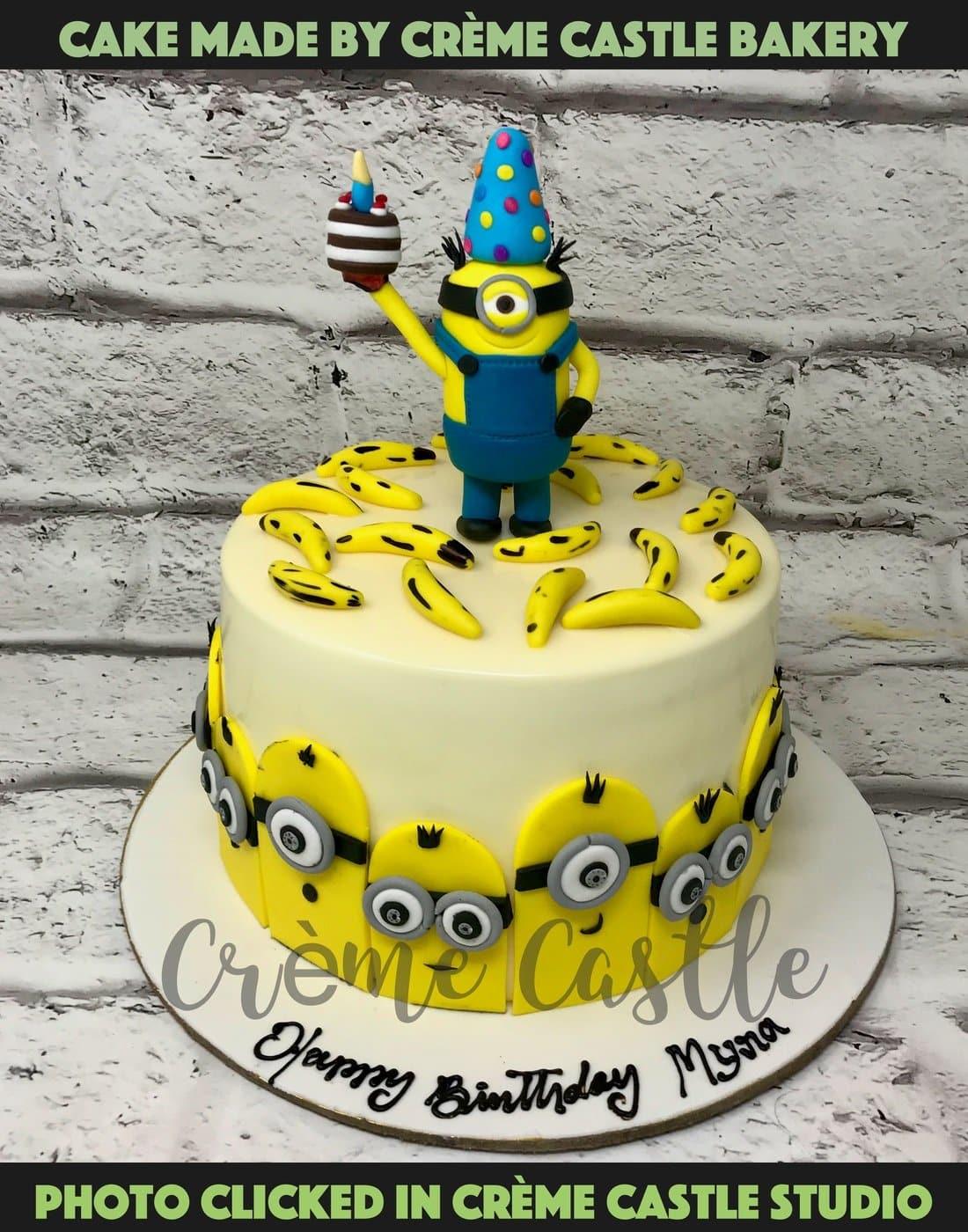 Minion Banana Design Cake - Creme Castle