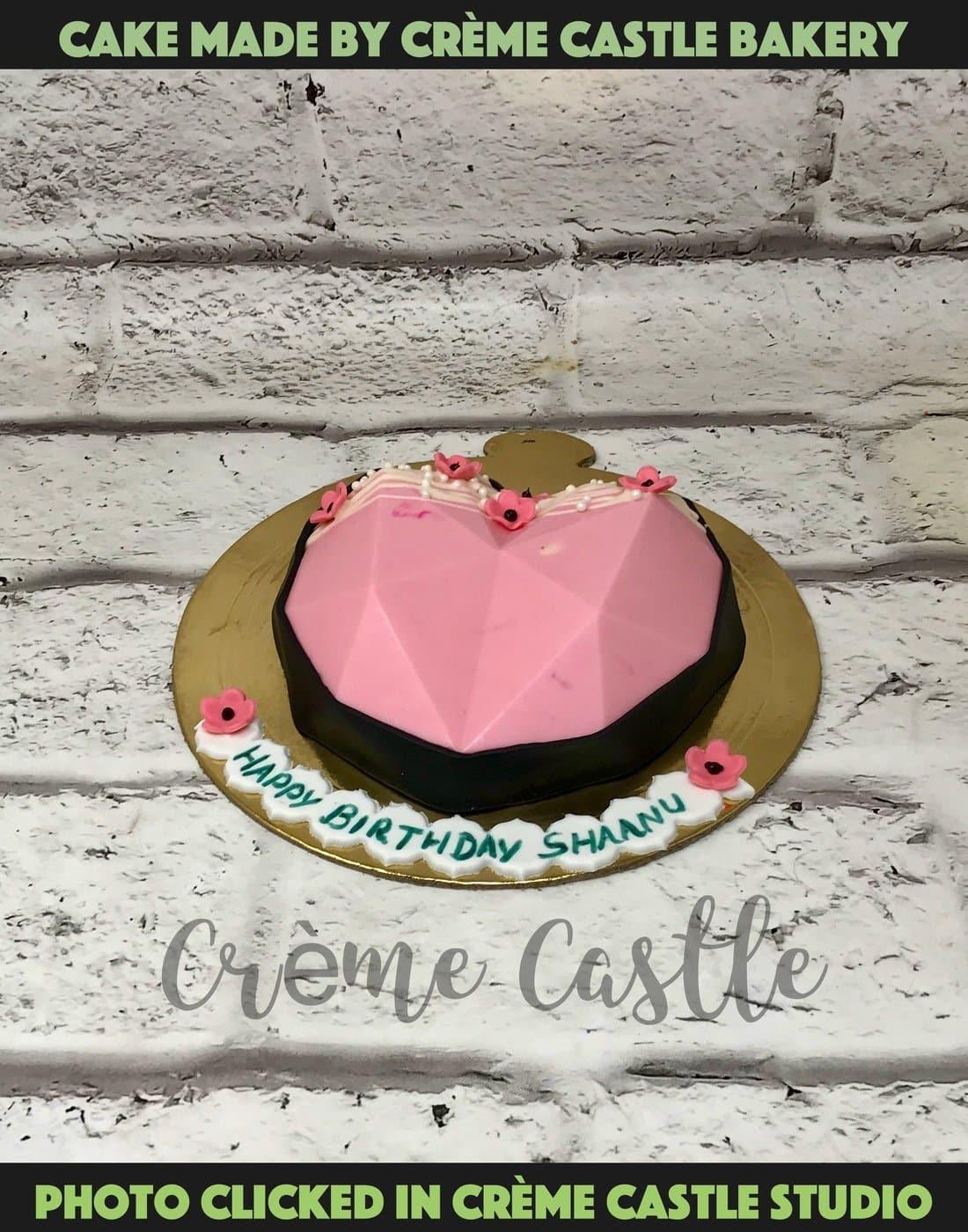 Pink Heart Pinata Design Cake - Creme Castle
