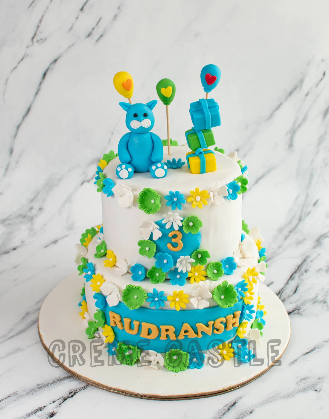 Bear and Presents Design Cake