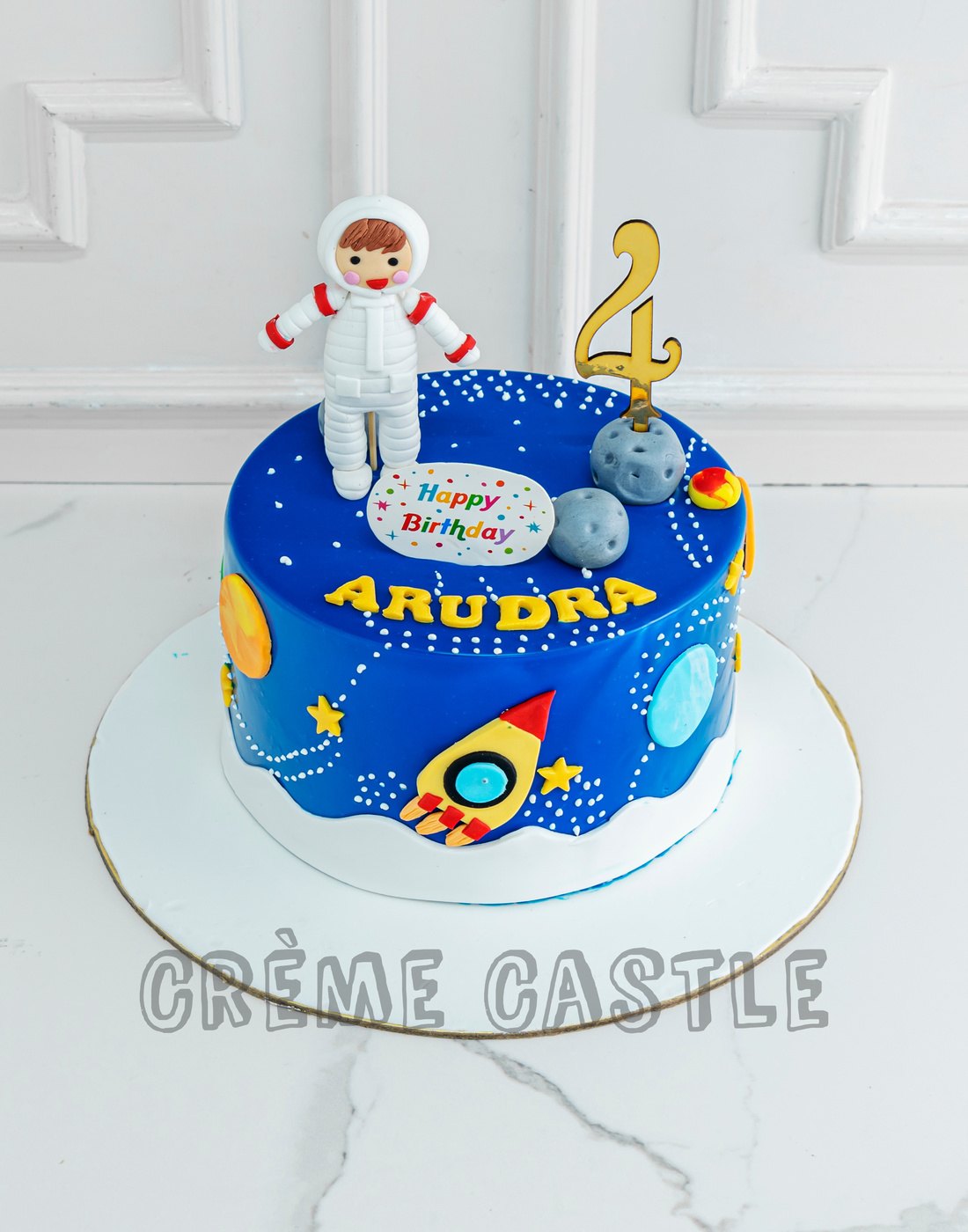 Astronaut Space Design Cake - Creme Castle