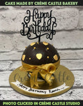 Gold Heart Pinata Design Cake