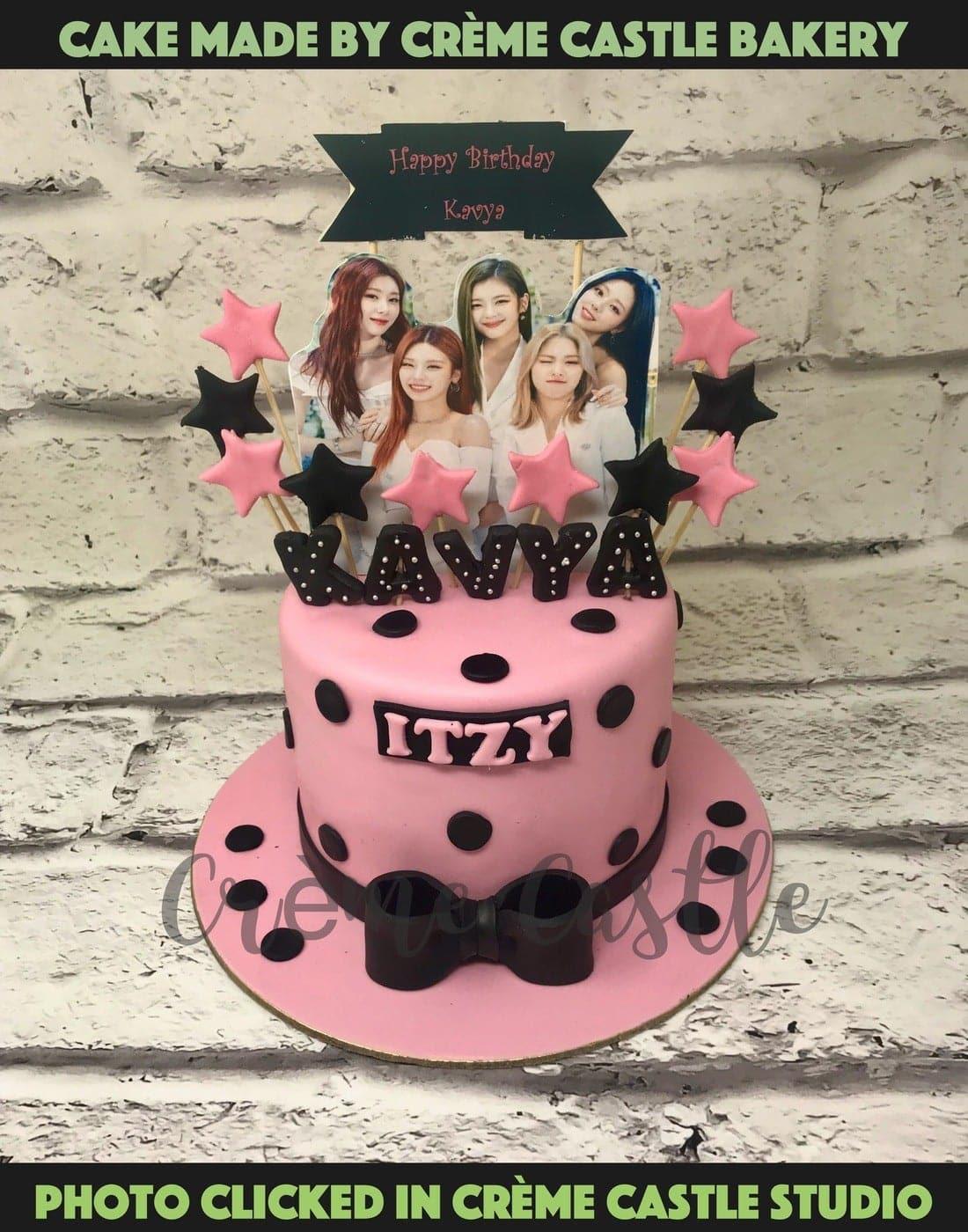 Itzy Theme Cake  by Creme Castle