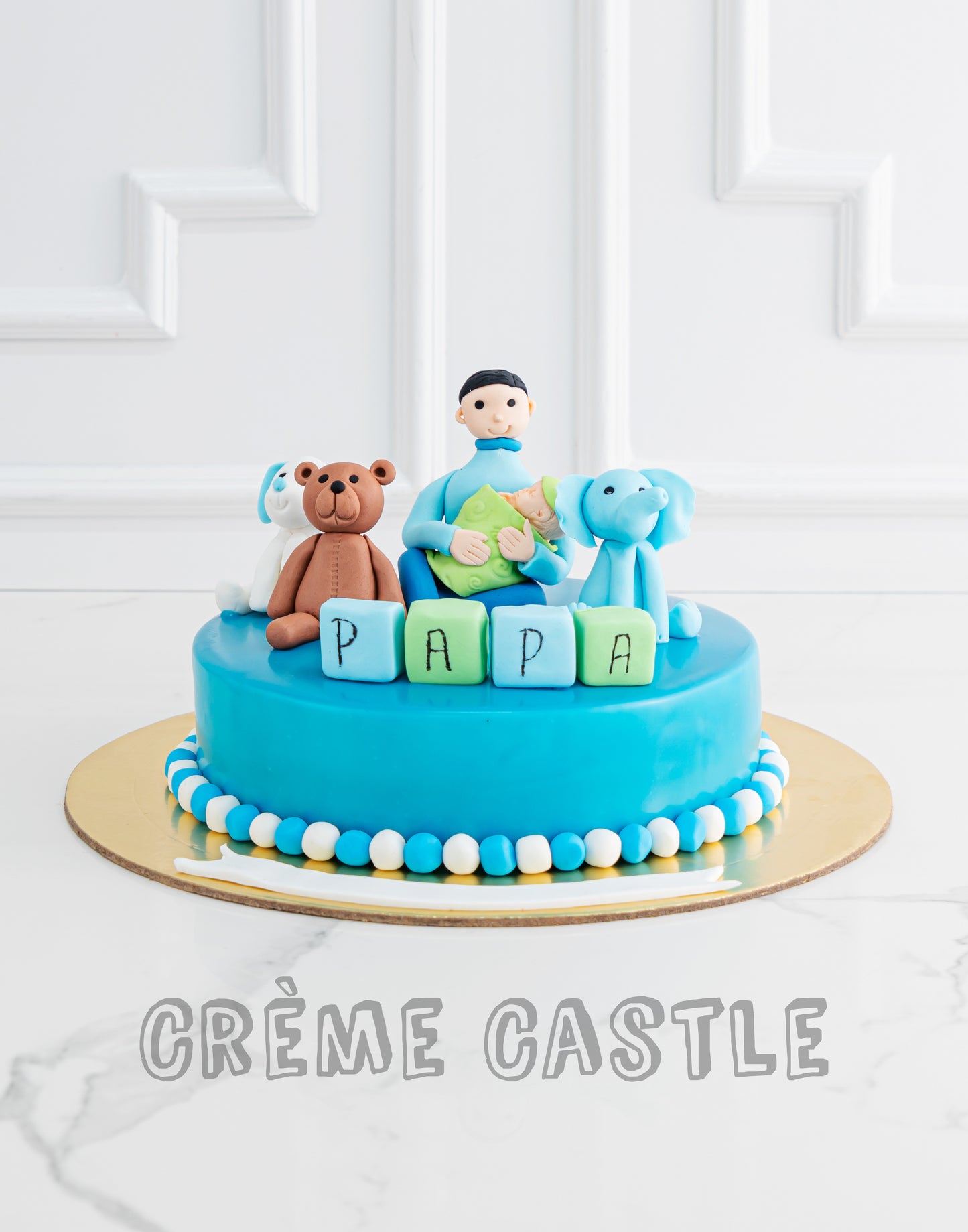 Daddy Son Animals Design Cake Creme Castle