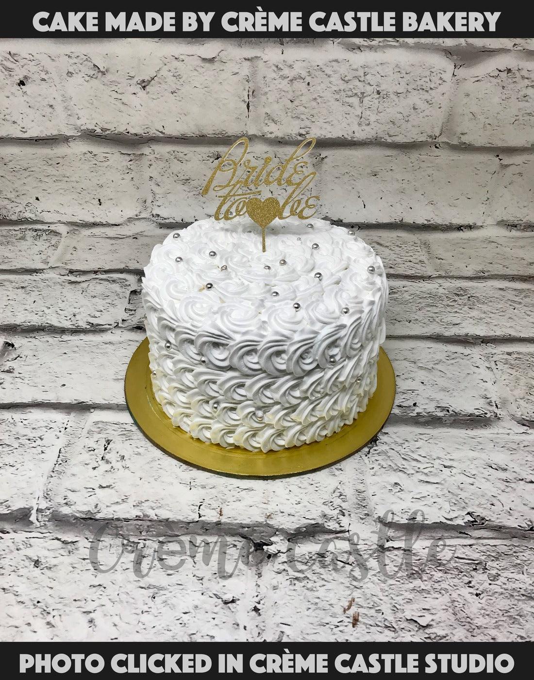 White Cream Rose Cake - Creme Castle