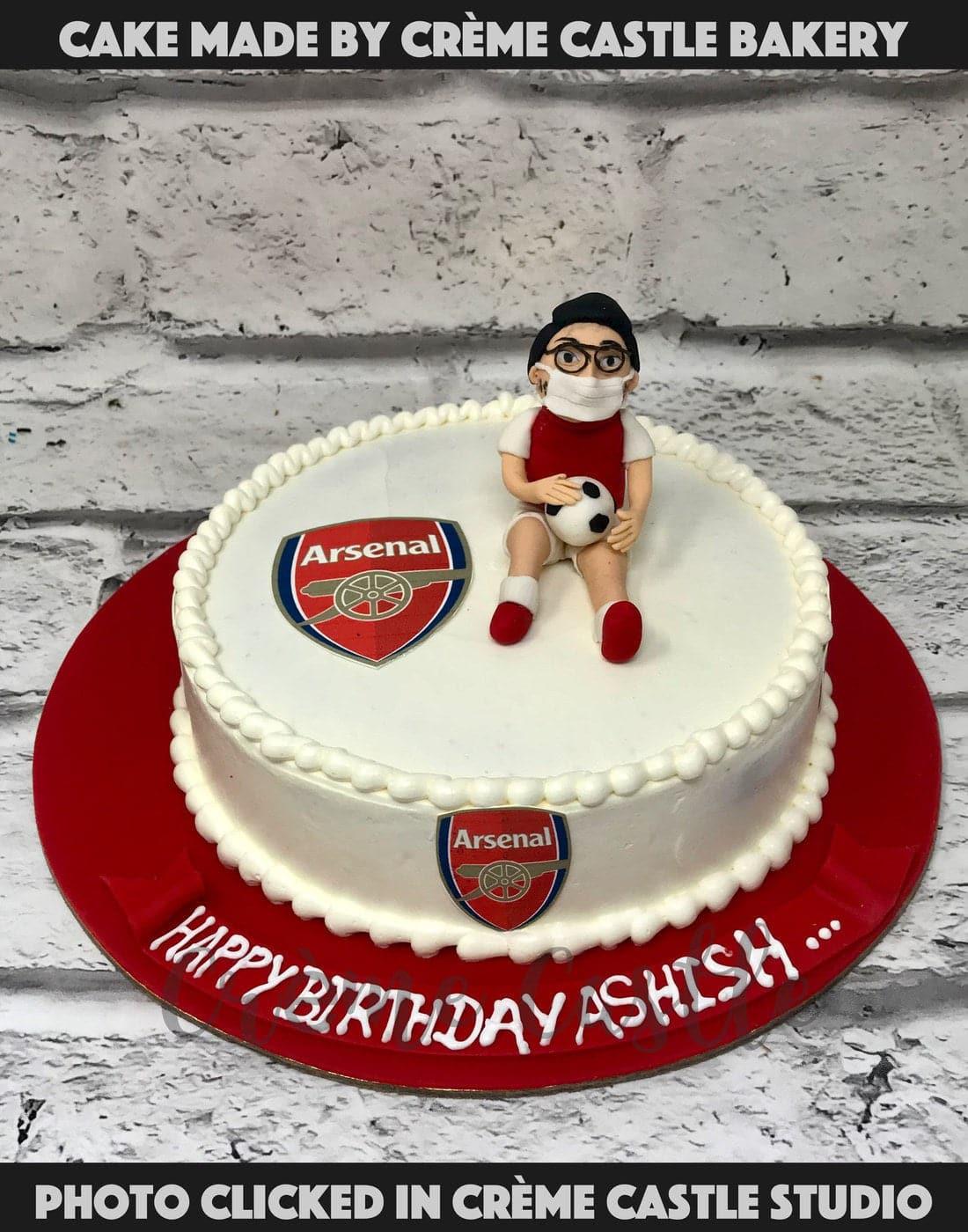 Arsenal 2013 Football Shirt Novelty Cake | Susie's Cakes