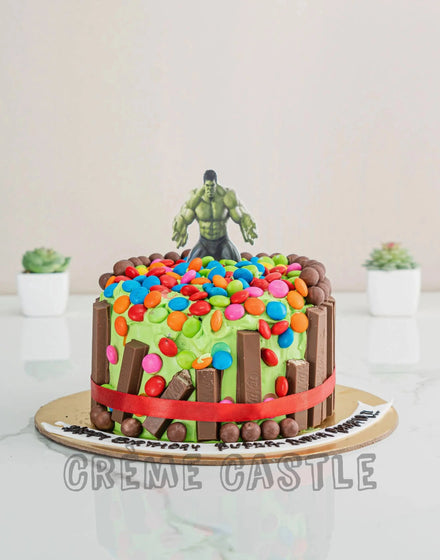 Hulk Theme cake with candies by Creme Castle