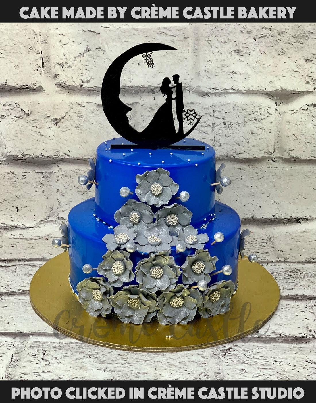 Moonlovers Cake - Creme Castle