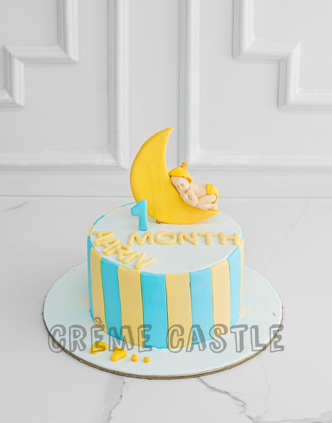 Moonchild Cake - Creme Castle