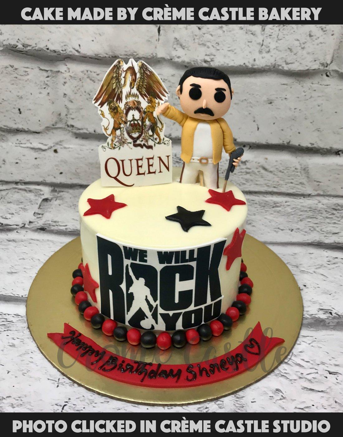 Freddie's Queen Cake - Creme Castle