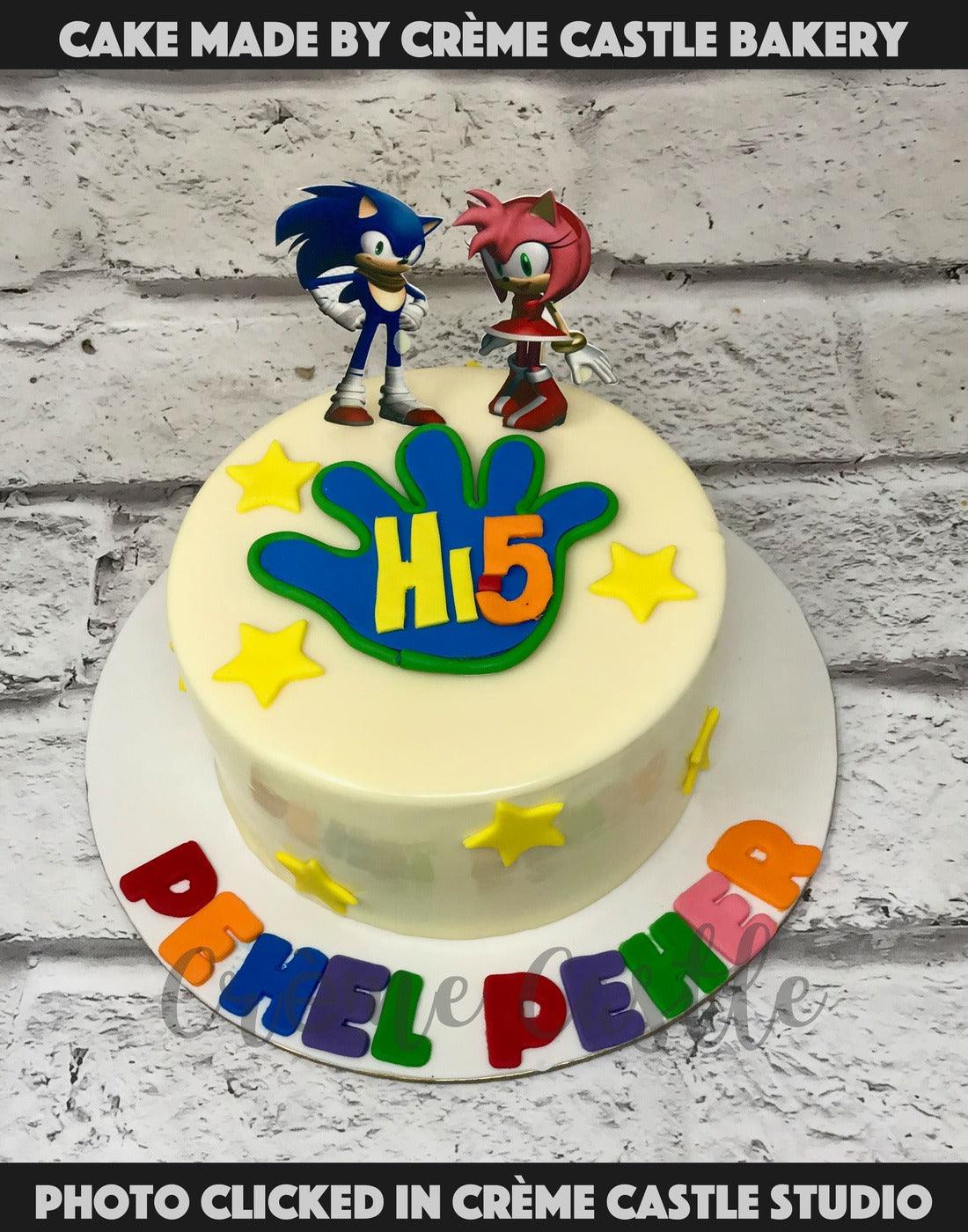 Sonic and Amy Cake - Creme Castle