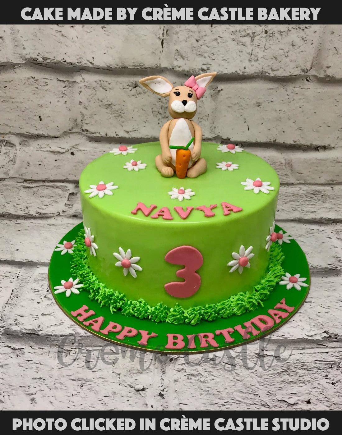 Bunny with Carrot Cake - Creme Castle