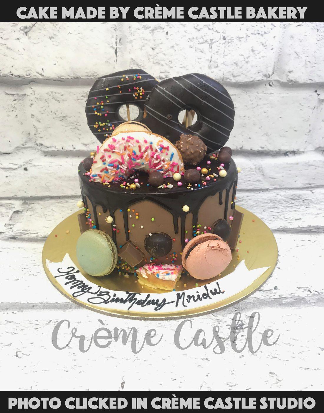 Donut Macaron Cake - Creme Castle