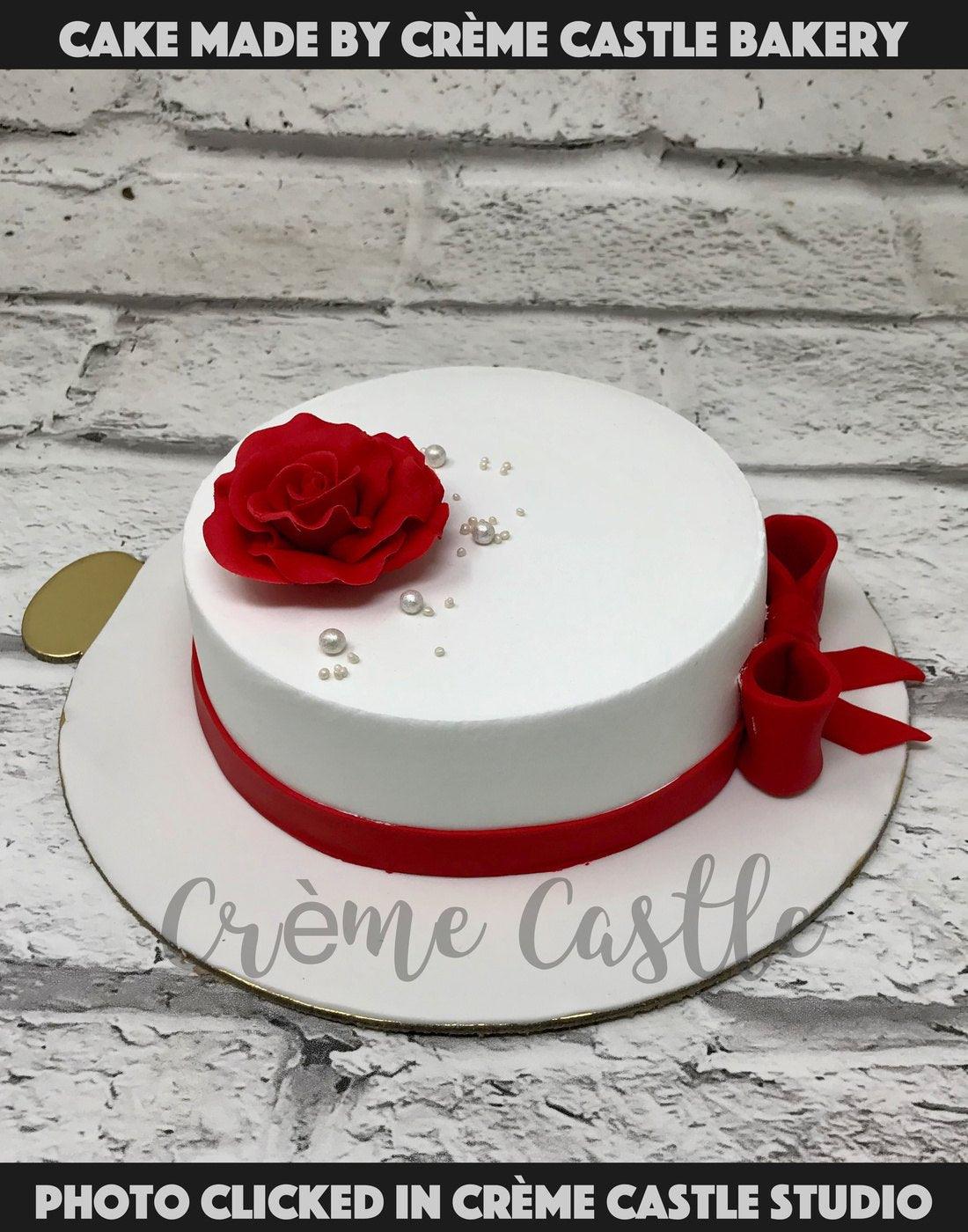 Rosey Bow Cake - Creme Castle