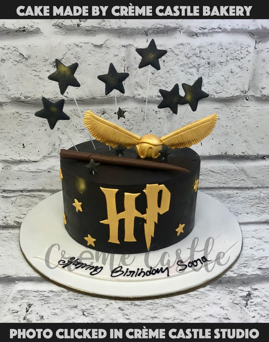 Harry Potter theme Cake in Black by Creme Castle