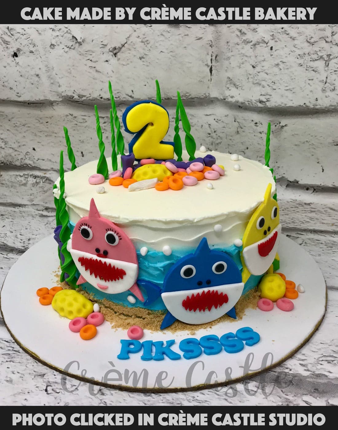 Baby Shark Face Cake