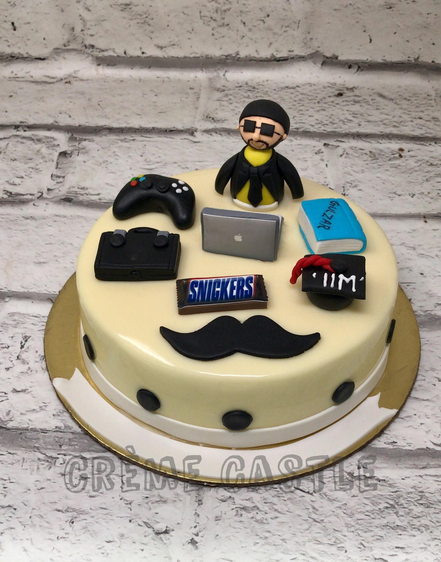 Fancy Workaholic Cake