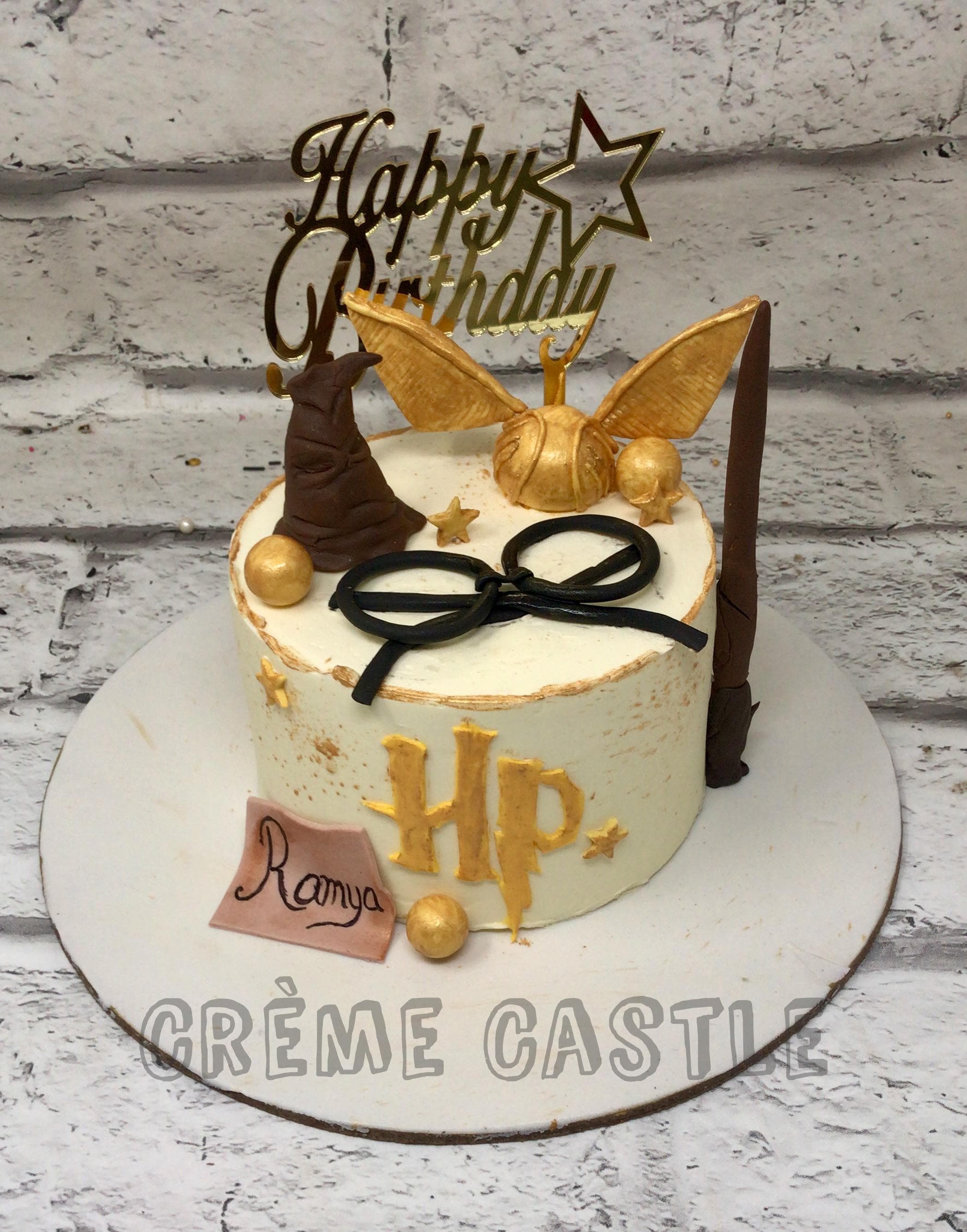 Harry Potter Cake Half kg. Buy Harry Potter Cake online - WarmOven