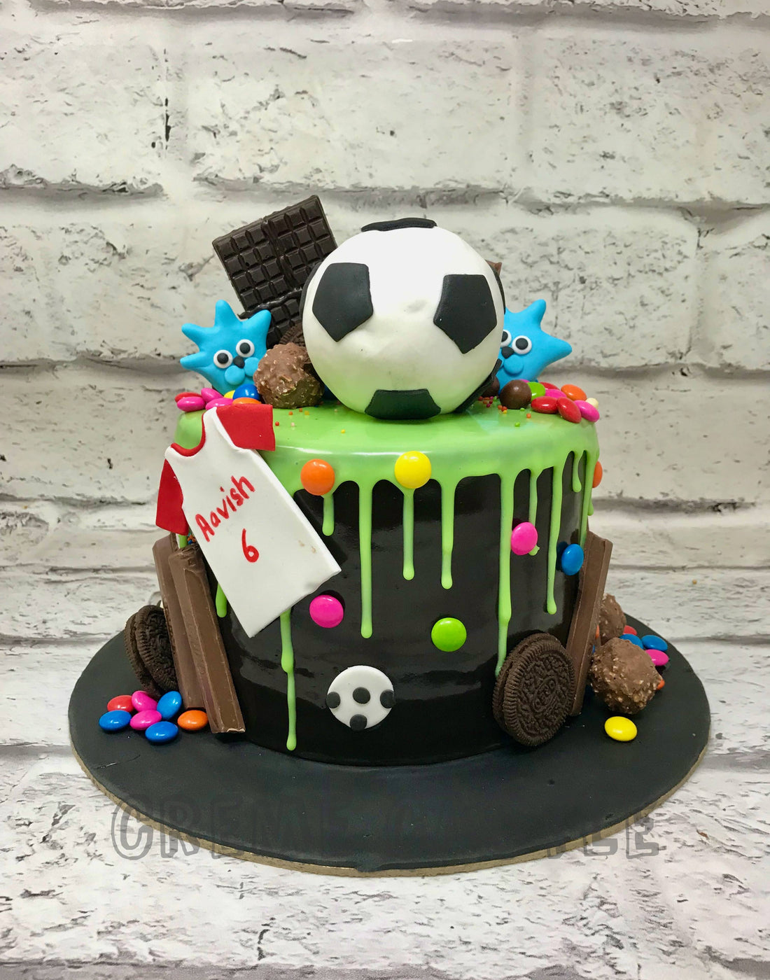 Football Drippy Cake