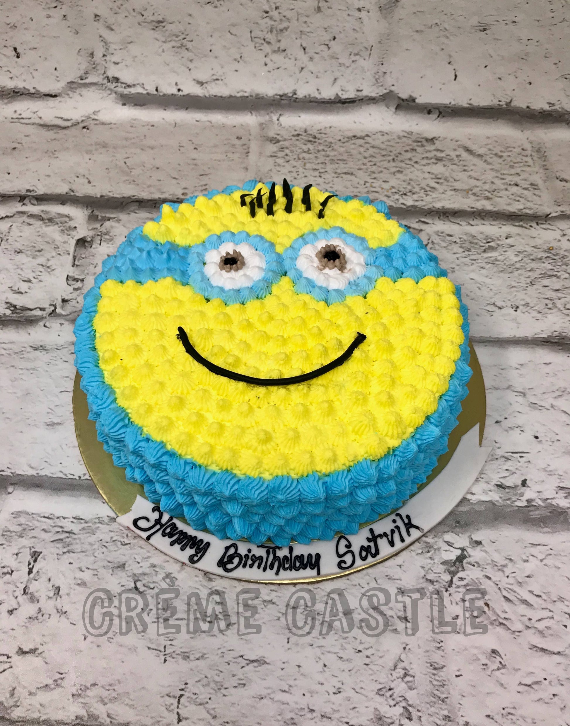 Minion Theme Cake in Cream by Creme Castle