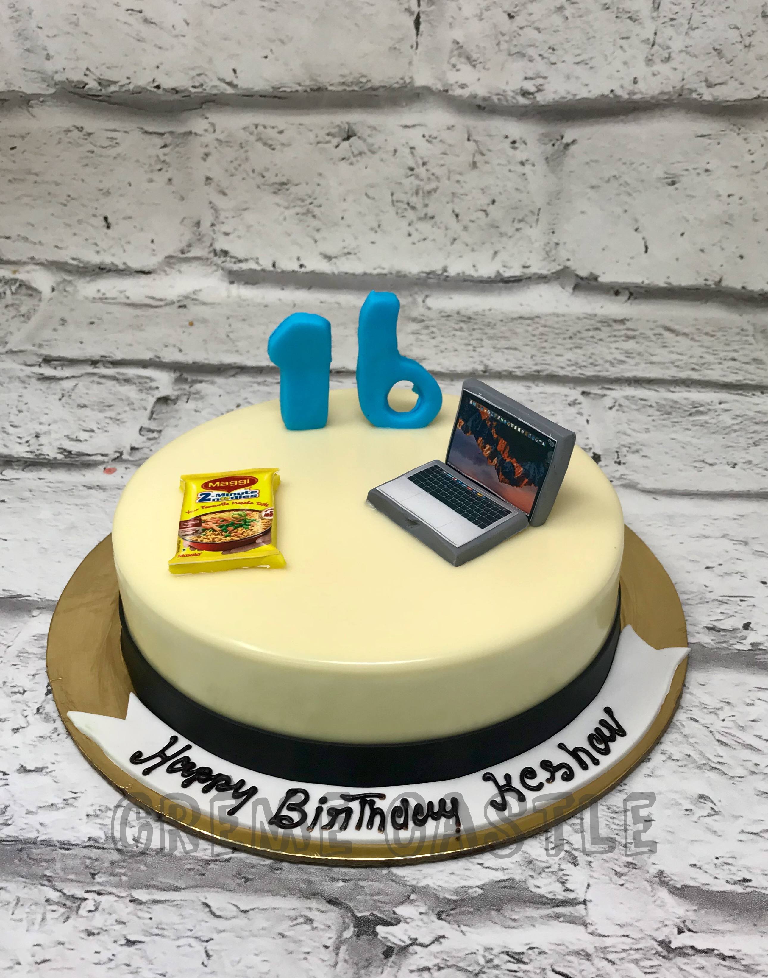 كيك مبرمج Computer engineer cake - مخابز وحلويات افندينا - المحل الاول  والافضل في السعوديه للحلويات
