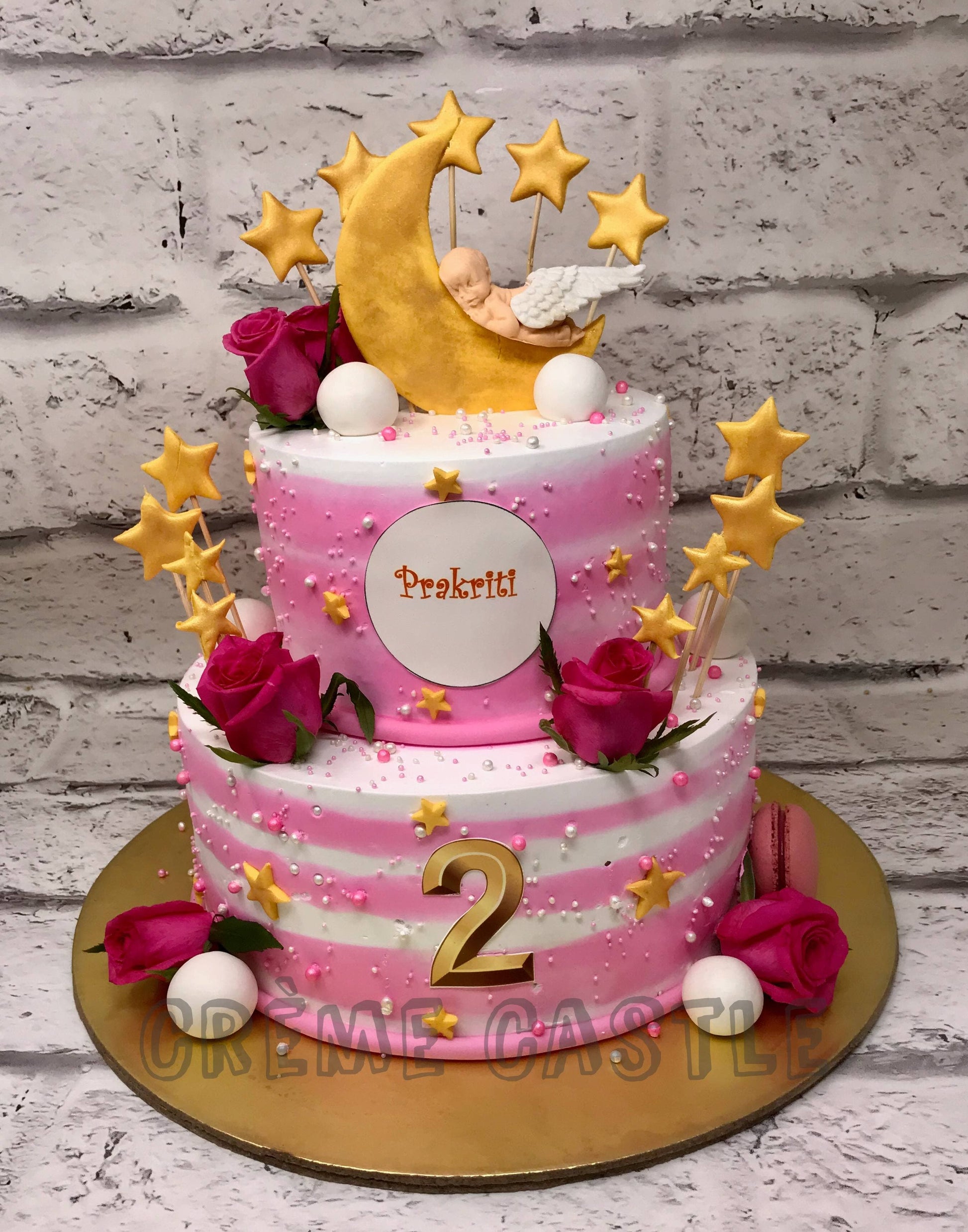 Moon Pattern Cake Creme Castle