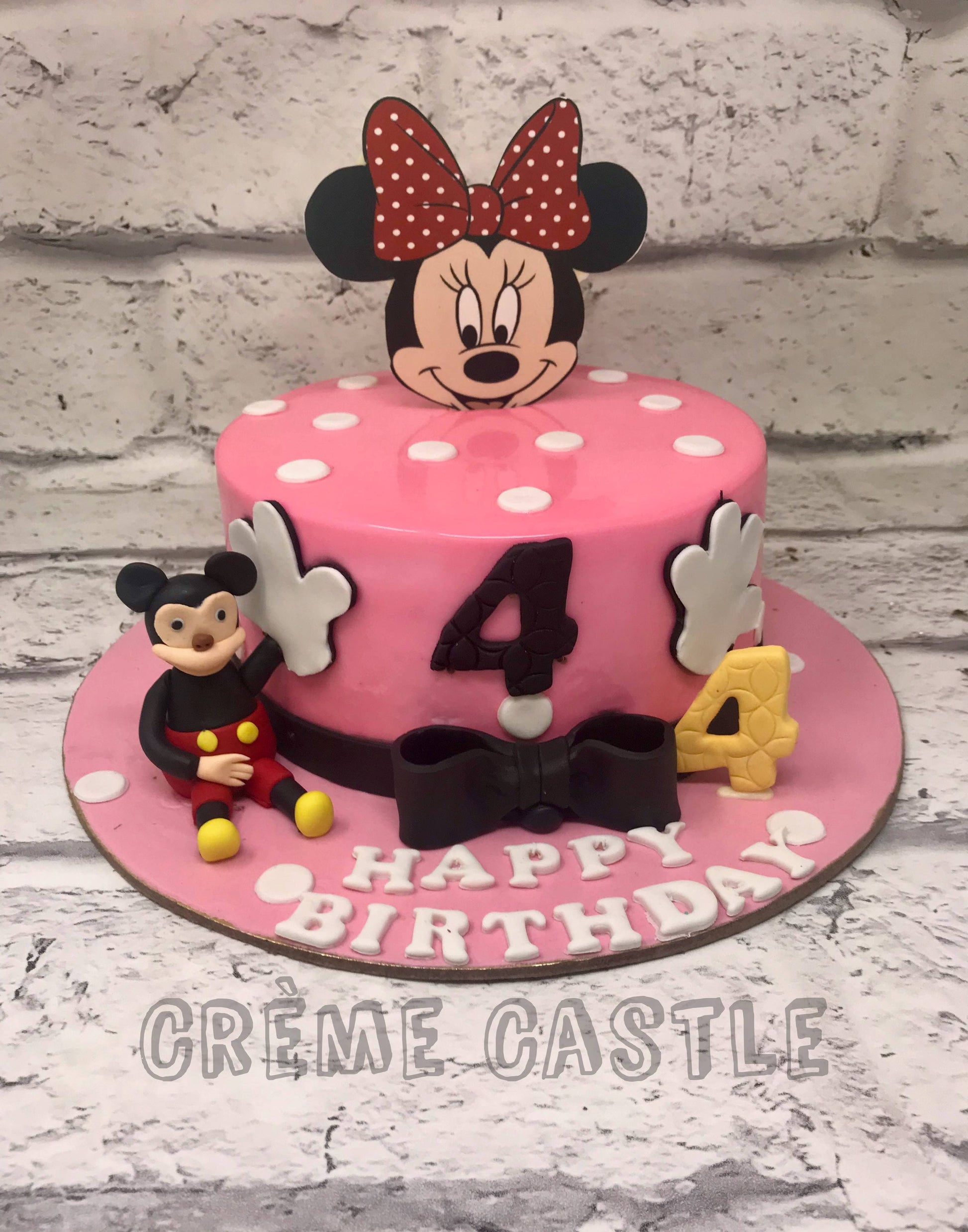 Minnie Mouse Cutout Cake Creme Castle