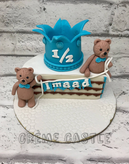 Teddy Crown Semi Cake