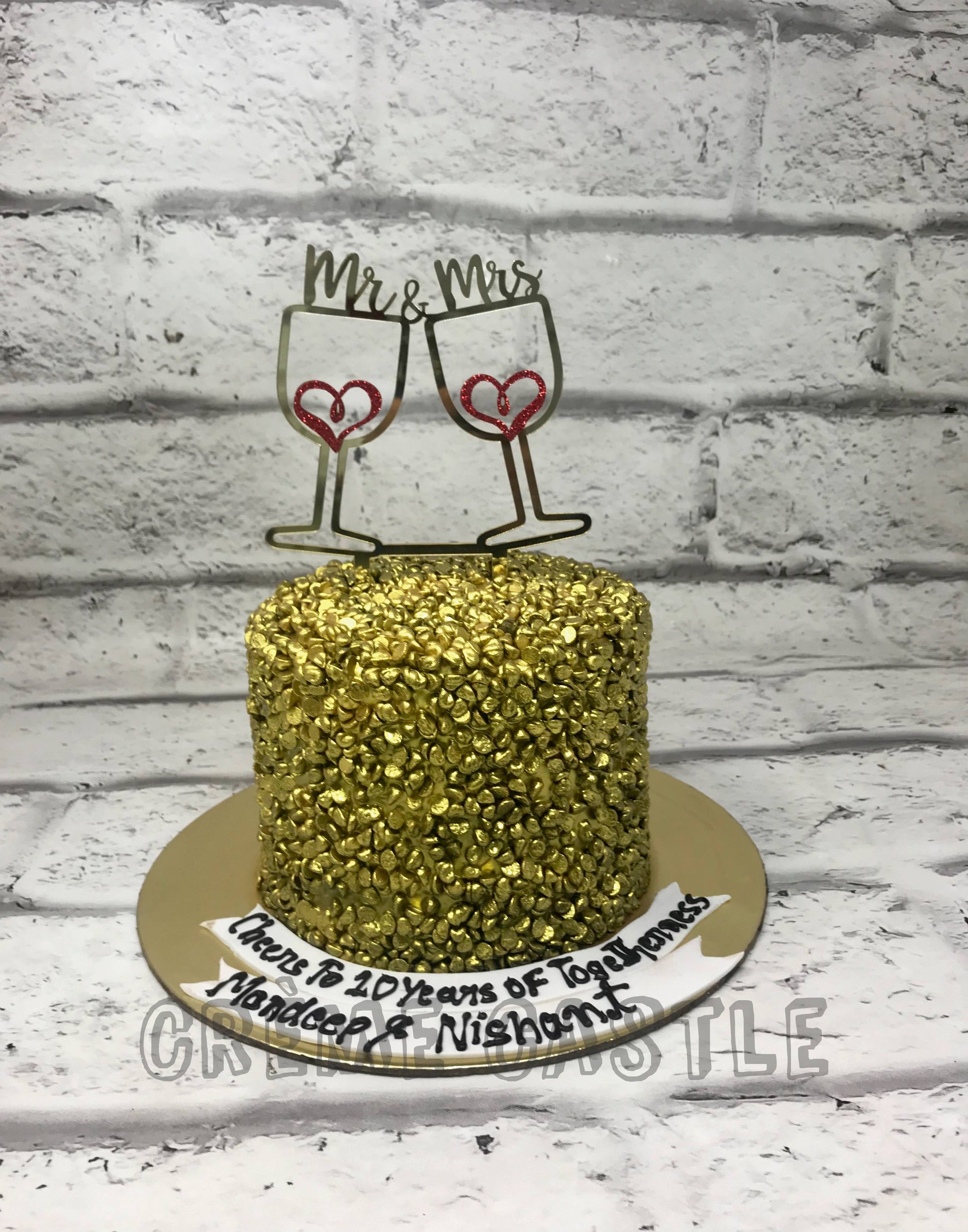 Gold Glitter Cake