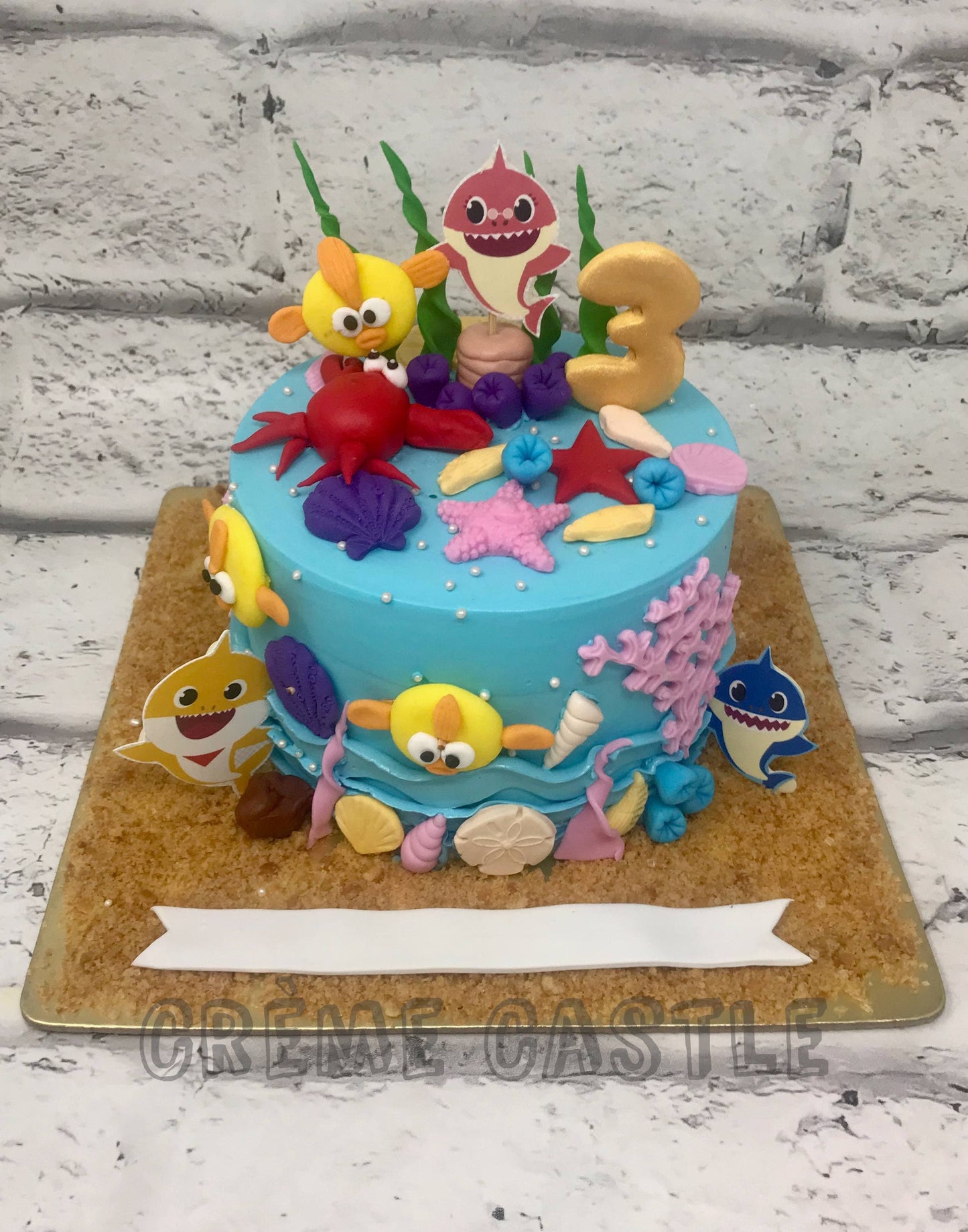 Baby Shark Figure Cake