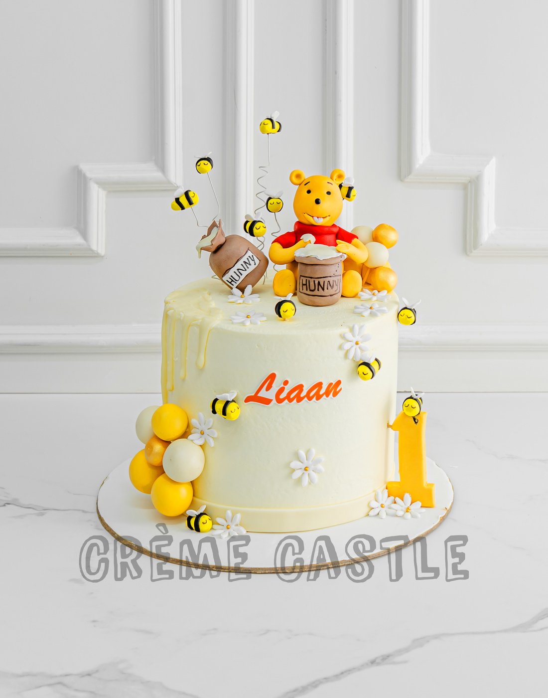 Winnie the Pooh Theme Cake