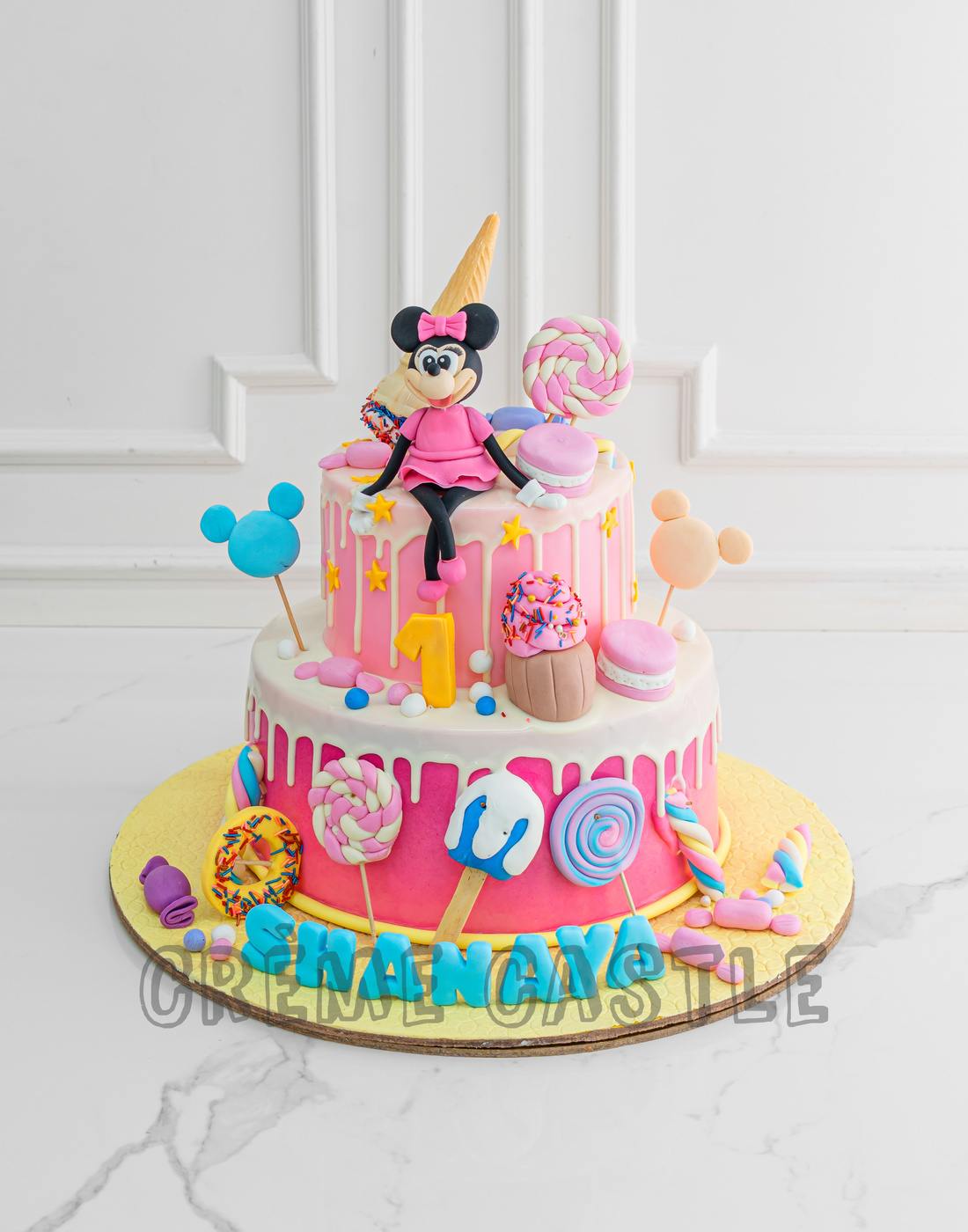 Minnie Mouse Themed Birthday Cake www.cakes2envy.com | Mini mouse birthday  cake, Minnie mouse birthday cakes, Minnie mouse cake design