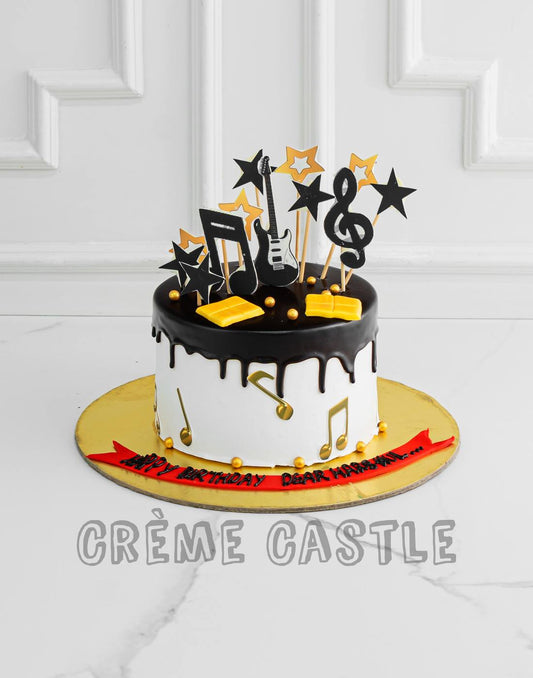 Music Notes Drip Cake