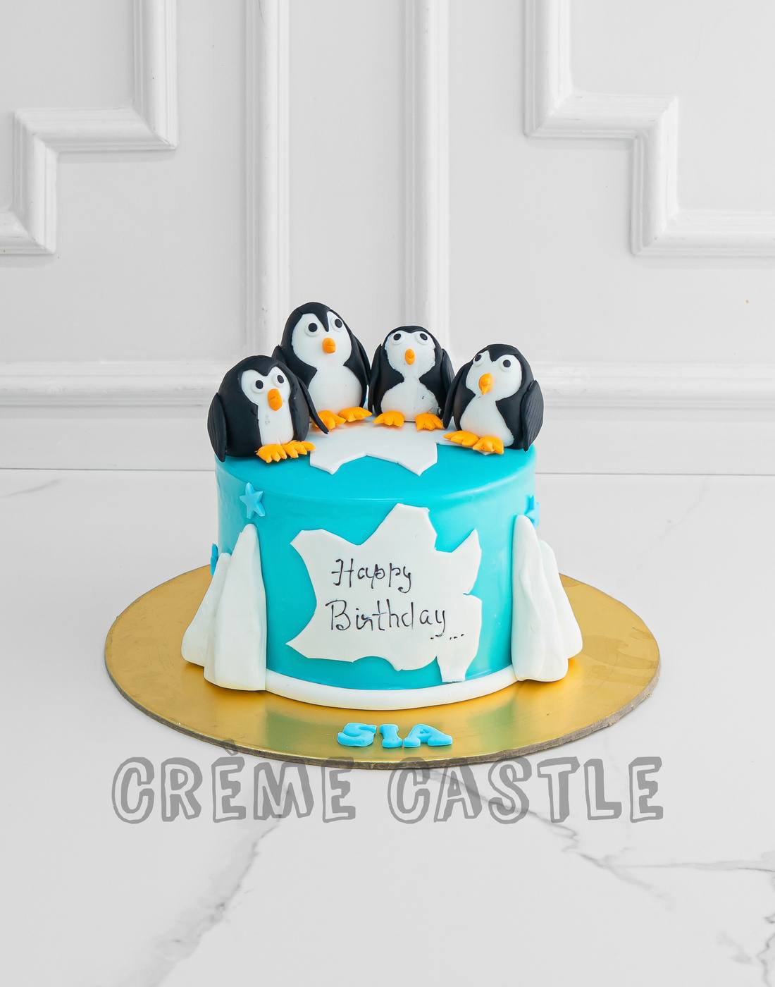 Penguin Family Cake