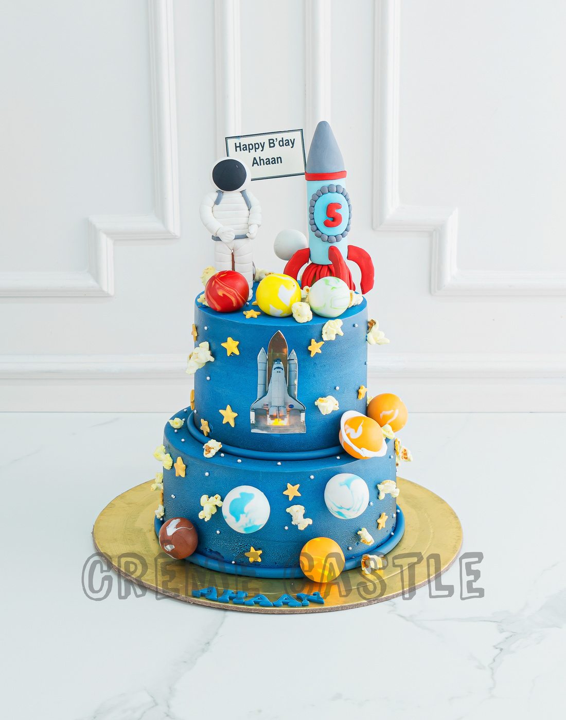 Space/Astronaut cake – Runaway Cupcakes
