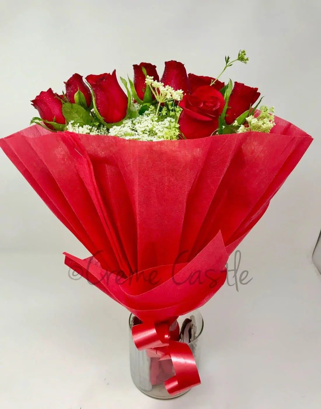 Red Rose Bouquet - Creme Castle